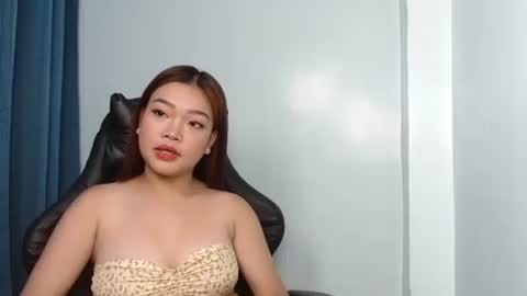 Diana online show from 10-25-25, 01:46