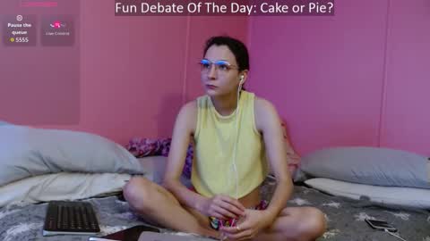     online show from 05-21-26, 04:41