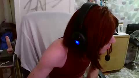 dairaxsissy00 online show from 10-02-25, 06:26