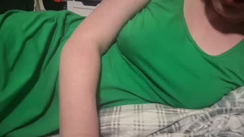 Snapshot of dairystation chatting on 03-03-26, 06:52 Mx Mommy Moo online show from 03-03-26, 06:52