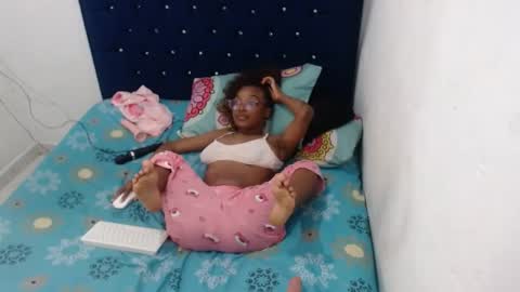 daisha_becker online show from 01-30-25, 03:51