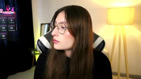 Lauren            online show from 09-10-25, 01:44