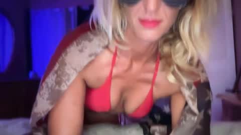Snapshot of daisy9kat chatting on 07-04-26, 03:56 Daisy137 online show from 07-04-26, 03:56