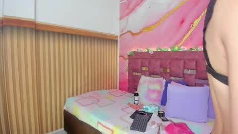 Snapshot of daisy__rose chatting on 03-05-26, 02:51 Dai online show from 03-05-26, 02:51