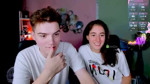 Snapshot of daisy_baby_ chatting on 09-19-25, 07:47 daisy online show from 09-19-25, 07:47