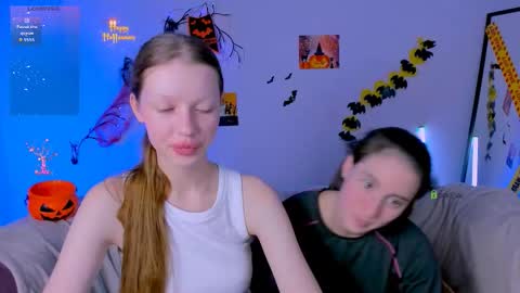 Snapshot of daisy_baby_ chatting on 10-22-25, 07:24 daisy online show from 10-22-25, 07:24