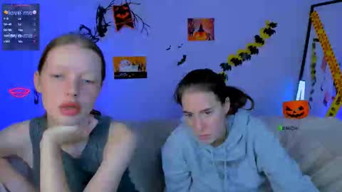 Snapshot of daisy_baby_ chatting on 10-23-25, 07:34 daisy online show from 10-23-25, 07:34