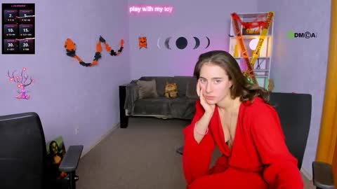 Snapshot of daisy_baby_ chatting on 10-27-25, 08:13 daisy online show from 10-27-25, 08:13