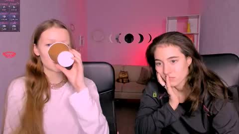 Snapshot of daisy_baby_ chatting on 11-14-25, 08:07 daisy online show from 11-14-25, 08:07