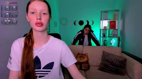 Snapshot of daisy_baby_ chatting on 11-18-25, 09:08 daisy online show from 11-18-25, 09:08