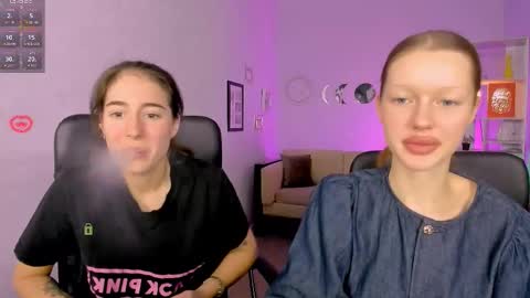 Snapshot of daisy_baby_ chatting on 11-22-25, 08:30 daisy online show from 11-22-25, 08:30