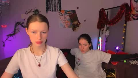 Snapshot of daisy_baby_ chatting on 01-06-26, 08:34 daisy online show from 01-06-26, 08:34