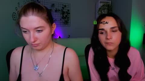 Little Di online show from 09-27-25, 07:41