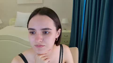Daisy online show from 07-08-26, 04:17