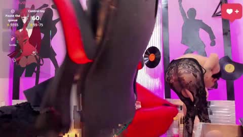daisy_jonexxx22 online show from 04-30-26, 04:41