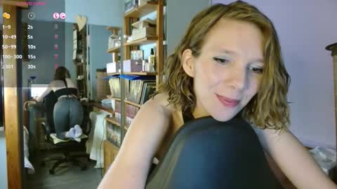 daisy_lovely online show from 11-11-25, 06:13