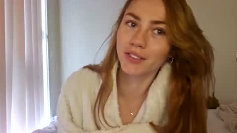 Daisy online show from 07-07-26, 02:36