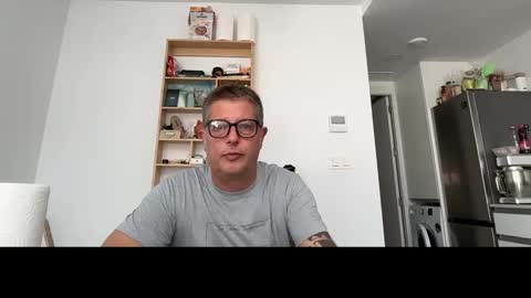 Snapshot of daitarniii chatting on 10-12-25, 12:37 daitarniii online show from 10-12-25, 12:37