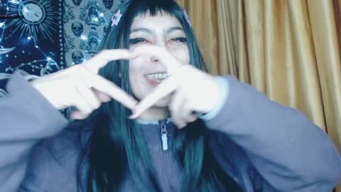    --  -- help me reach 100 hands up  online show from 01-18-25, 04:48