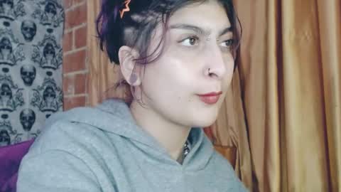    --  -- help me reach 100 hands up  online show from 02-09-25, 06:33