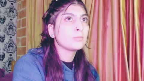    --  -- help me reach 100 hands up  online show from 02-10-25, 04:08