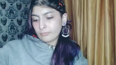    --  -- help me reach 100 hands up  online show from 02-12-25, 03:51