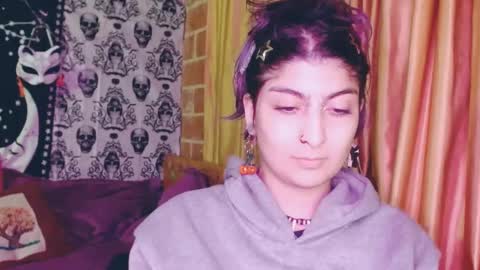    --  -- help me reach 100 hands up  online show from 02-28-25, 04:10