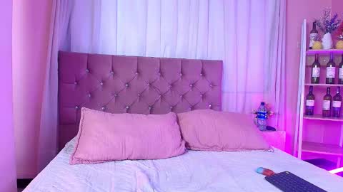 Snapshot of dakashyten chatting on 11-23-25, 04:45 dakashyten online show from 11-23-25, 04:45