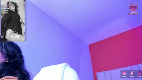 Snapshot of dakhota_rouge chatting on 02-06-26, 04:50 Dakhota online show from 02-06-26, 04:50