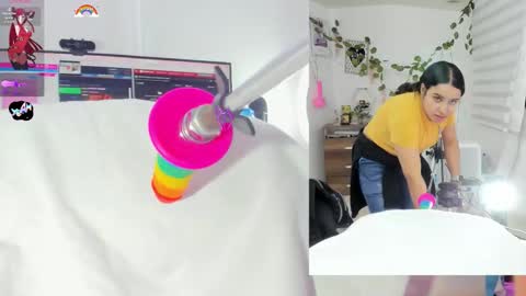 daki_ume_ online show from 12-21-25, 02:41