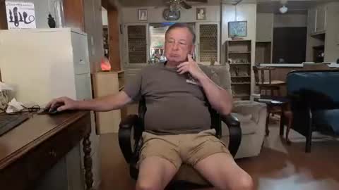 dakit online show from 04-17-26, 01:36