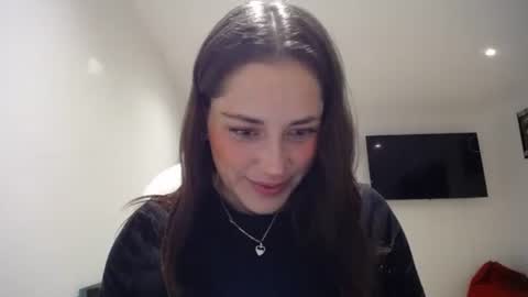 IG  dakotasofiaa online show from 02-04-26, 01:55