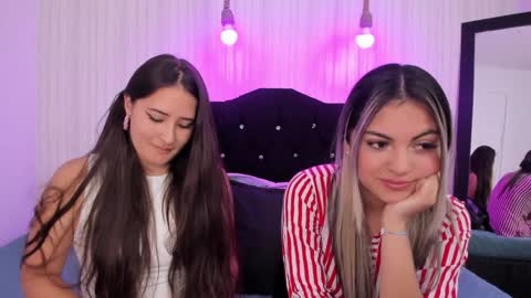 Snapshot of dakota_alice chatting on 12-06-24, 02:46 Dakota and Valerie online show from 12-06-24, 02:46