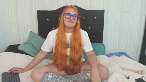 Snapshot of dakota_alice chatting on 02-07-25, 05:52 Dakota and Valerie online show from 02-07-25, 05:52