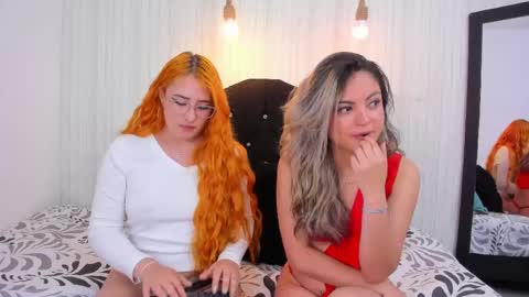 Snapshot of dakota_alice chatting on 03-04-25, 01:45 Dakota and Valerie online show from 03-04-25, 01:45