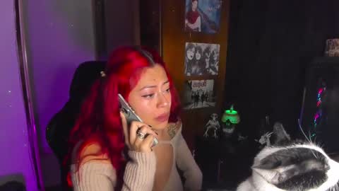 Snapshot of dakota_crab chatting on 03-05-25, 12:05 Dakota Crab online show from 03-05-25, 12:05