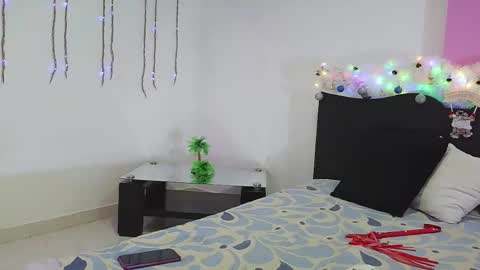 Dakota-Dolls online show from 11-19-25, 09:15