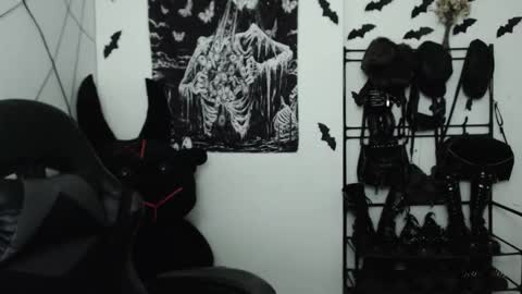 Snapshot of dakota_krall_ chatting on 03-26-26, 02:39 dakota online show from 03-26-26, 02:39