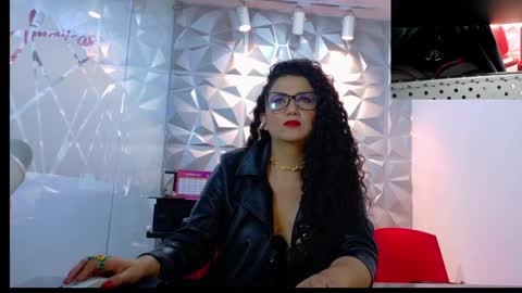 Snapshot of dakota_rainbow22 chatting on 02-15-26, 07:38 DAKOTA online show from 02-15-26, 07:38