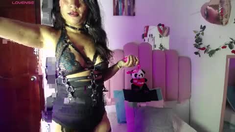 Caroliina online show from 04-06-26, 09:16