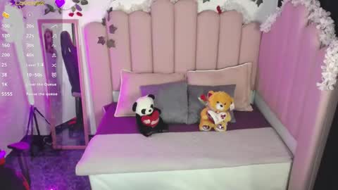 Caroliina online show from 04-29-26, 09:32
