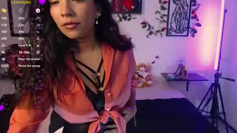 Caroliina online show from 06-16-26, 11:18