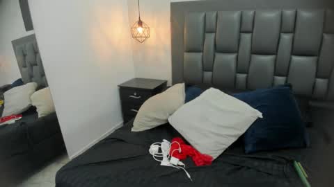 Dakota  online show from 11-04-25, 12:15