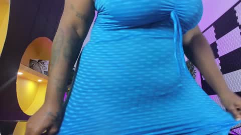 Snapshot of dakotasexshow2 chatting on 01-25-25, 08:00 Dakota Sex Show  online show from 01-25-25, 08:00