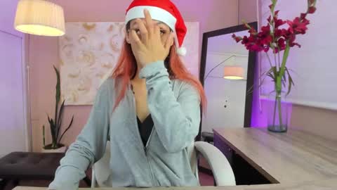 Dalia online show from 12-24-24, 02:12