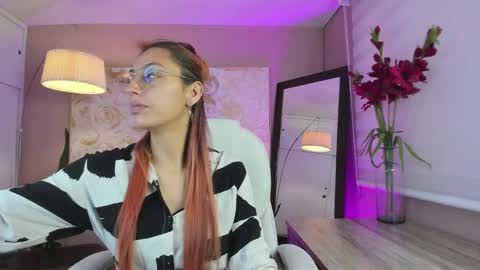 Dalia online show from 01-20-25, 01:00