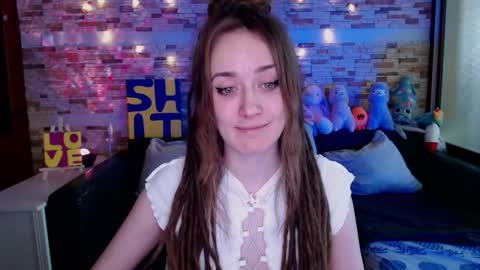 Dalia  online show from 12-21-25, 09:38