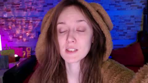 Dalia  online show from 05-03-26, 10:10