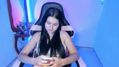 Snapshot of daliaapril22 chatting on 03-06-26, 03:47 Dalia April online show from 03-06-26, 03:47
