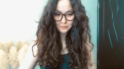 Snapshot of dalidayes chatting on 02-16-25, 05:48 Dali online show from 02-16-25, 05:48